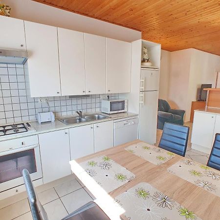 Krisztian Apartmanhaz Vonyarcvashegy Zewnętrze zdjęcie
