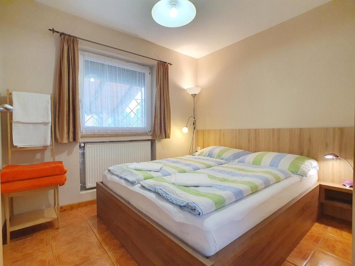 Krisztian Apartmanhaz Vonyarcvashegy Zewnętrze zdjęcie