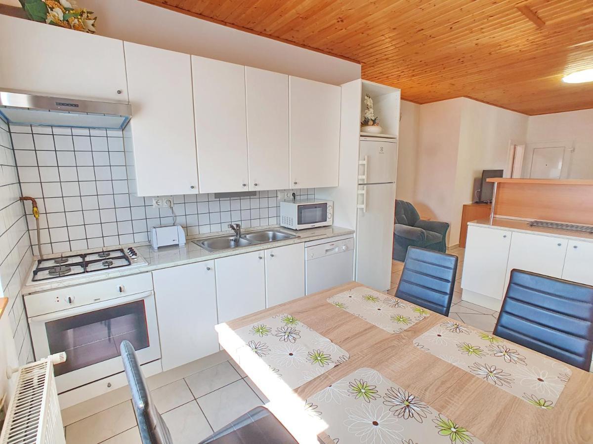 Krisztian Apartmanhaz Vonyarcvashegy Zewnętrze zdjęcie